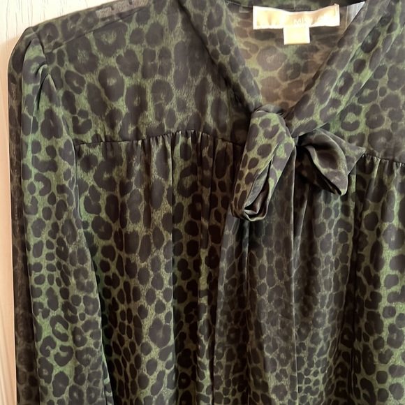 Blouse - Picture 2 of 4